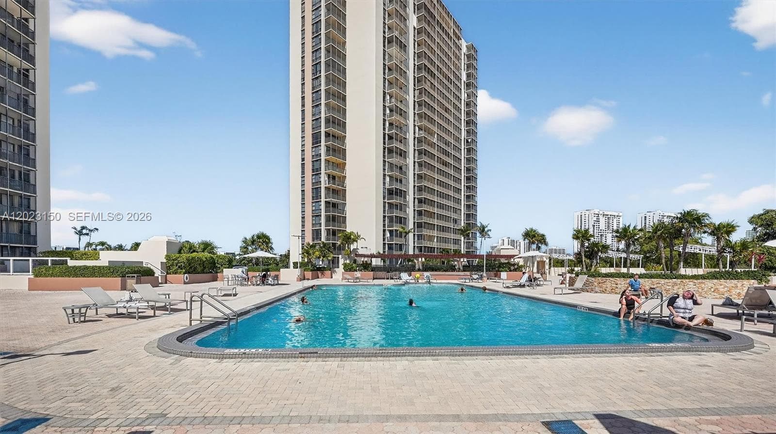 CORONADO CONDO- TOWER II · #502 in Aventura - Photo 1