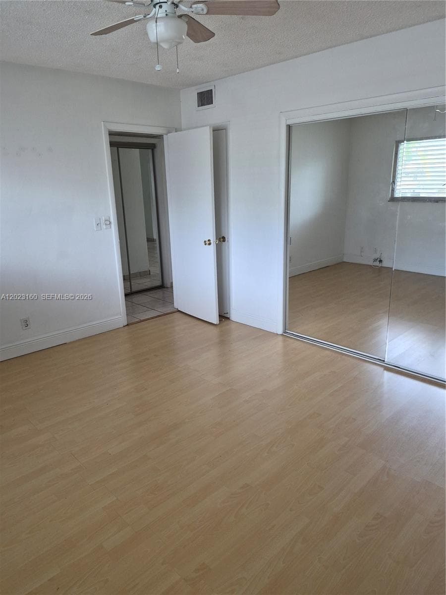 Seventeenth Green · #236 in Hallandale Beach - Photo 10