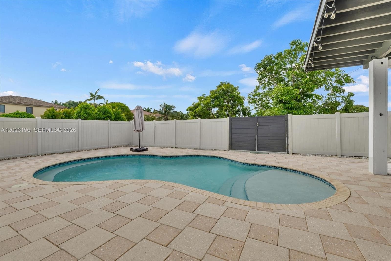 16125 SW 65th Ln photo 39