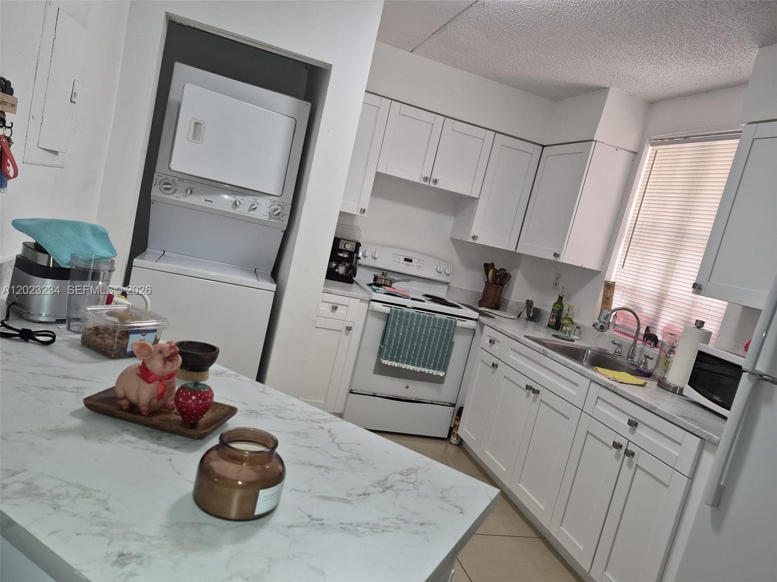 MIRASSOU CONDO · #106 in Hialeah - Photo 2