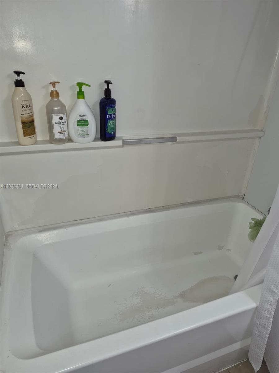 MIRASSOU CONDO · #106 in Hialeah - Photo 6