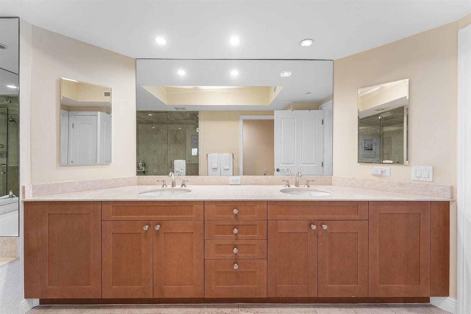 030-6000IslandBoulevard-604-Aventura-FL-