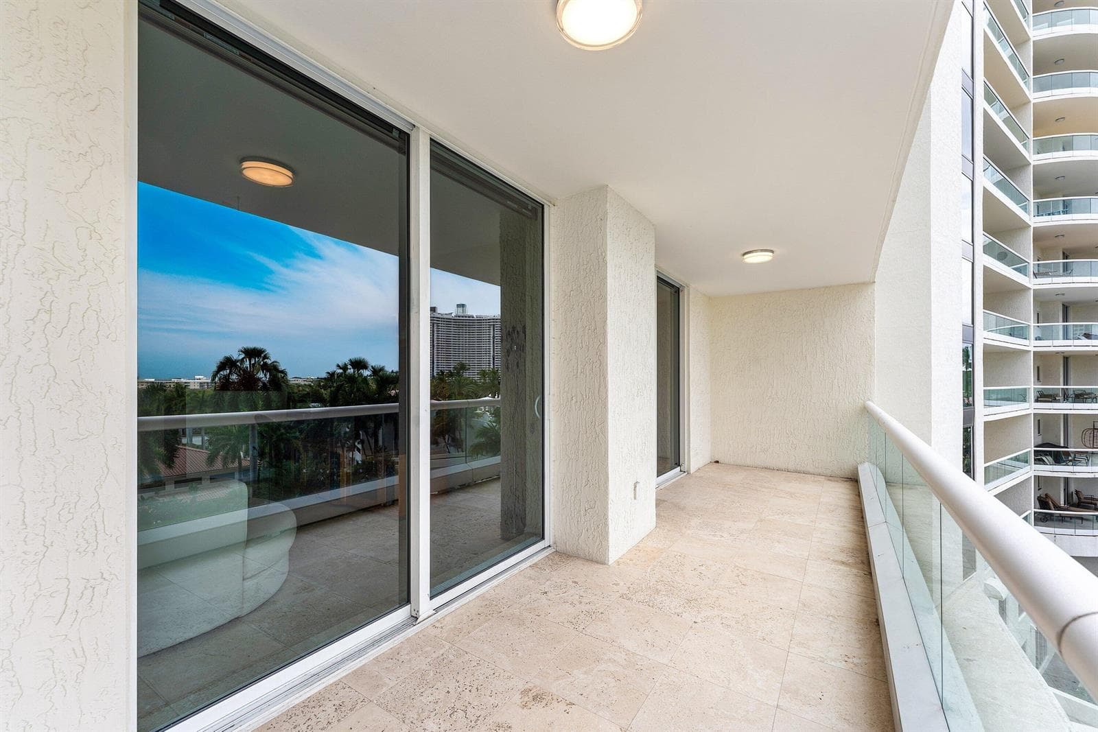 020-6000IslandBoulevard-604-Aventura-FL-