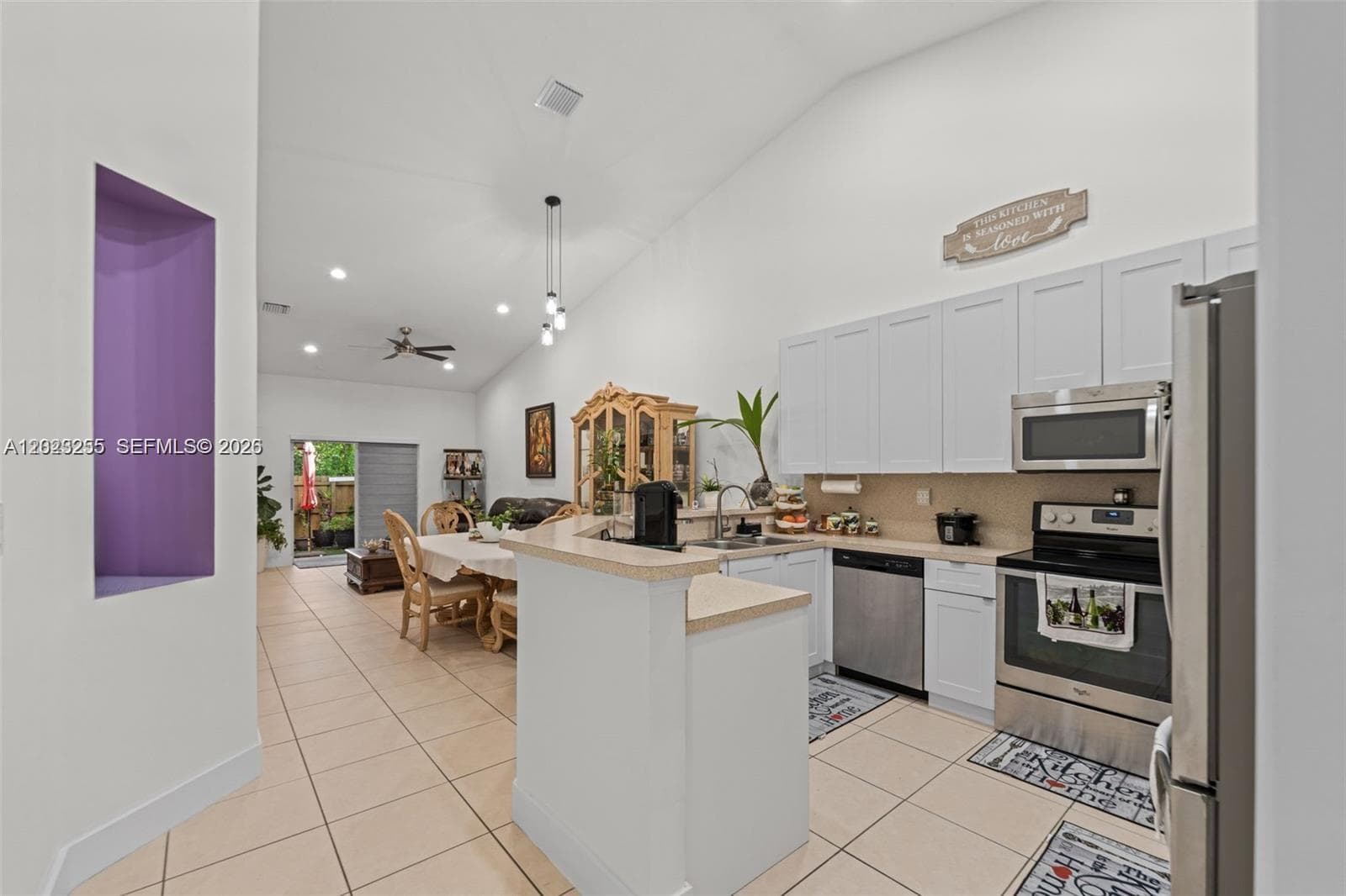 3220 ne 11th dr #1 photo 5