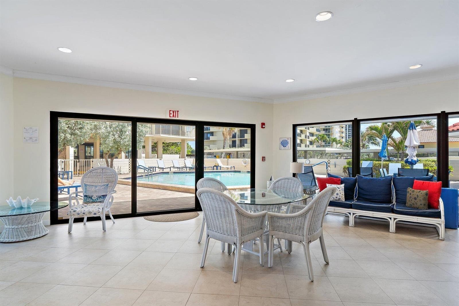 009-5480NOceanDr-B6b-SingerIsland-SMALL