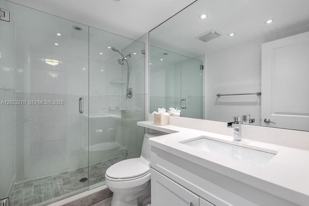 TOWERS OF OCEANVIEW SOUTH · #829 in Hallandale Beach - Photo 9