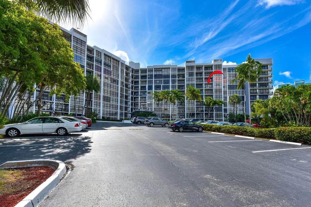 TOWERS OF OCEANVIEW SOUTH · #829 in Hallandale Beach - Photo 41