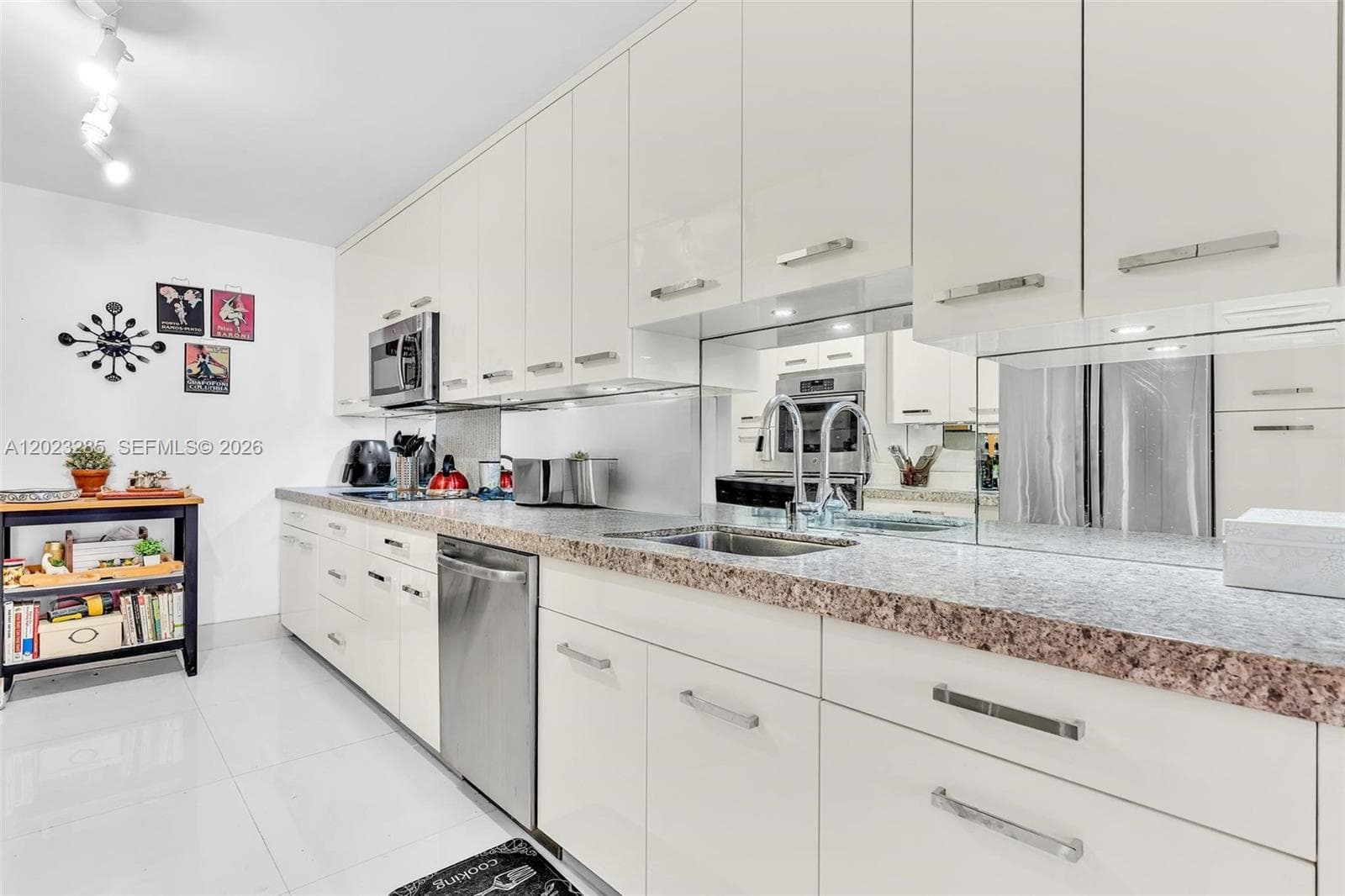 Olympus Condo · #1514 in Hallandale Beach - Photo 13
