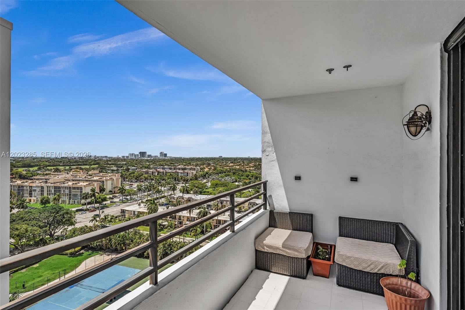 Olympus Condo · #1514 in Hallandale Beach - Photo 5