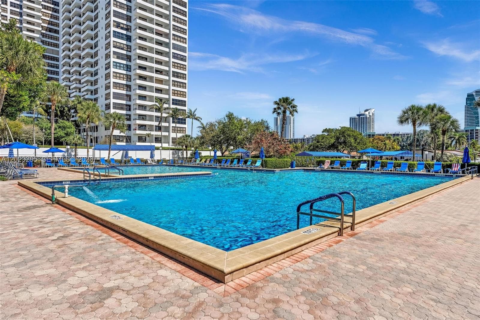 Olympus Condo · #1514 in Hallandale Beach - Photo 25