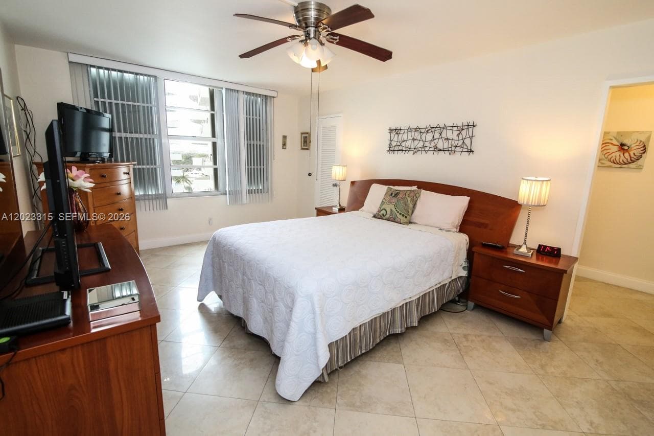 Seacoast 5151 · #827 in Miami Beach - Photo 10