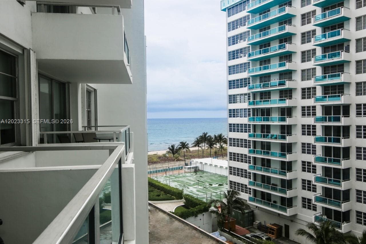 Seacoast 5151 · #827 in Miami Beach - Photo 14