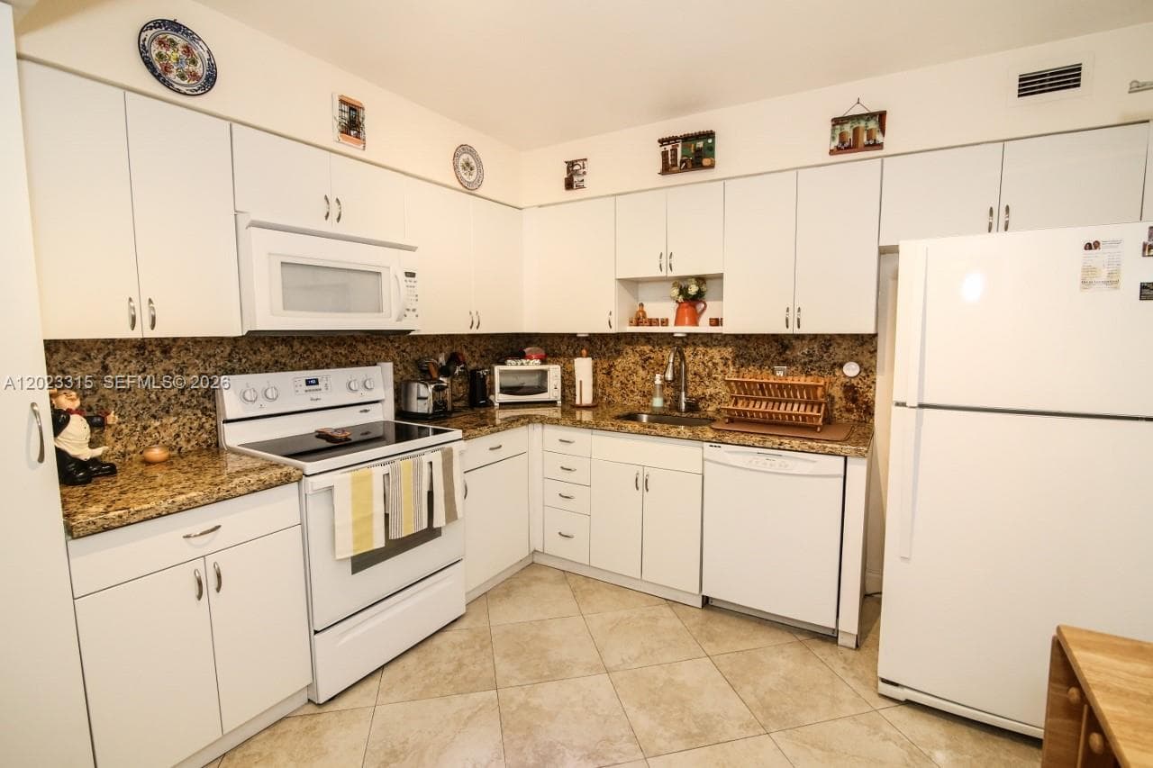 Seacoast 5151 · #827 in Miami Beach - Photo 8