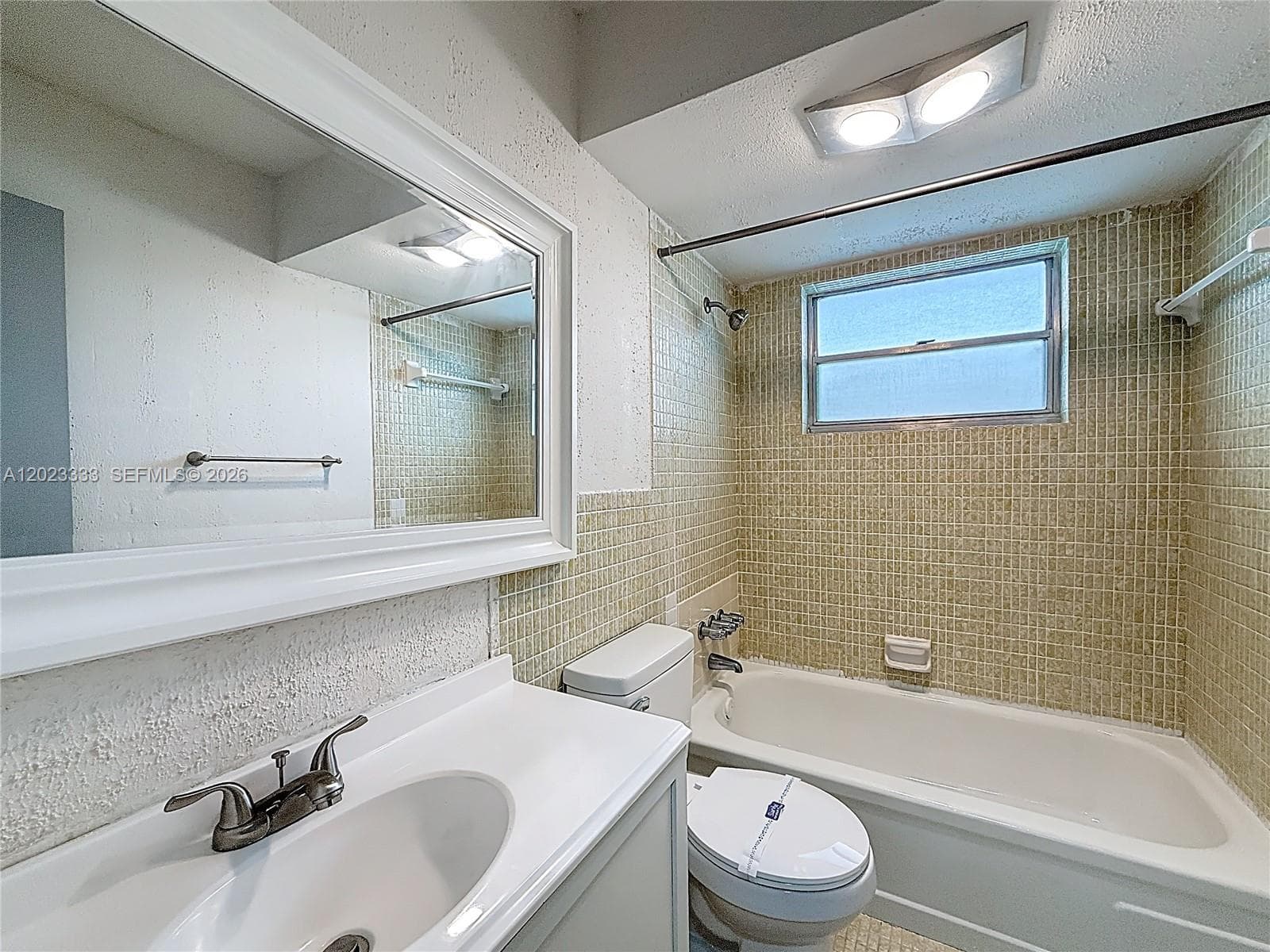 FAIRWAYS ROYALE CONDO · #411 in Hallandale Beach - Photo 9