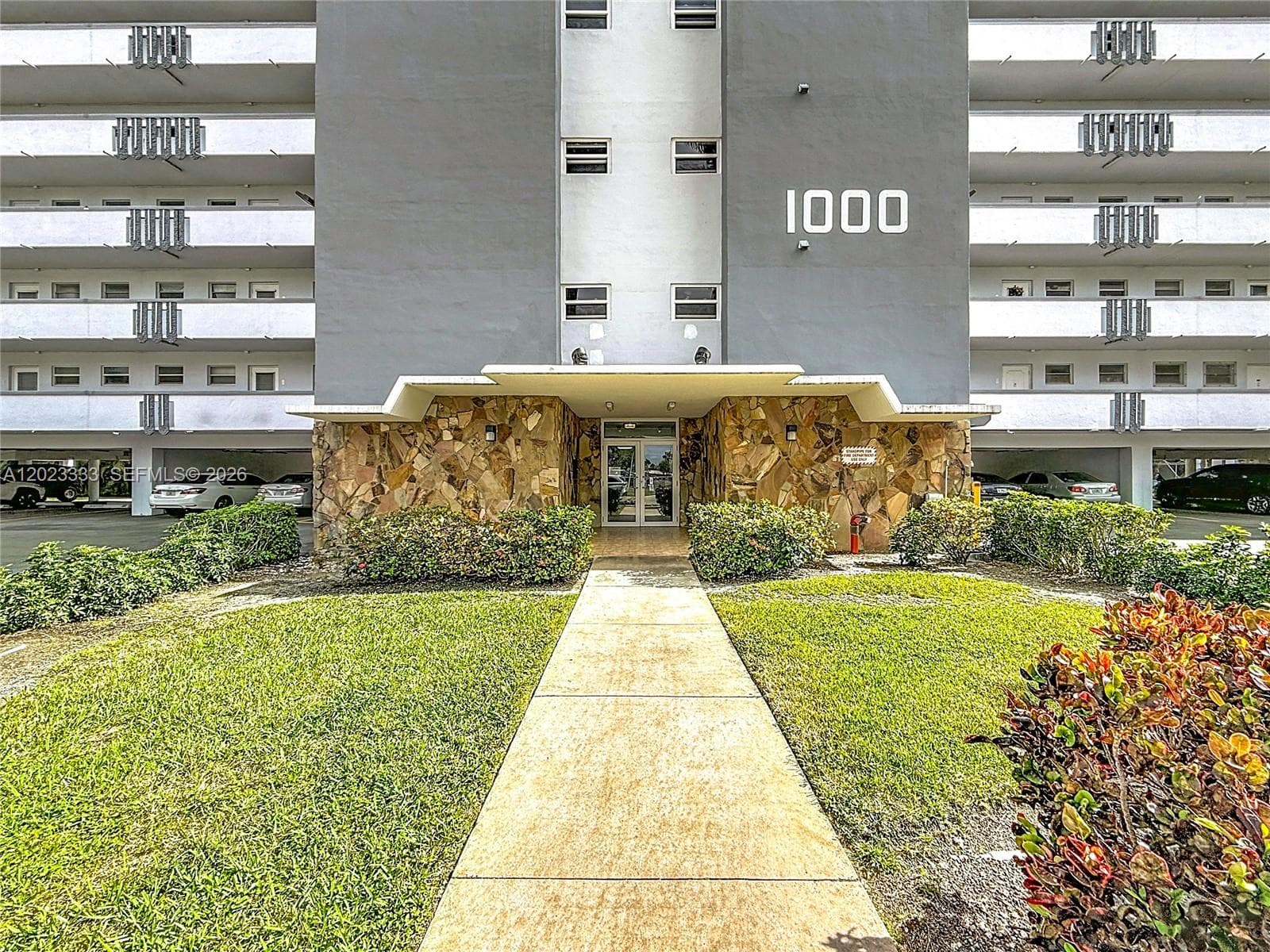 FAIRWAYS ROYALE CONDO · #411 in Hallandale Beach - Photo 19