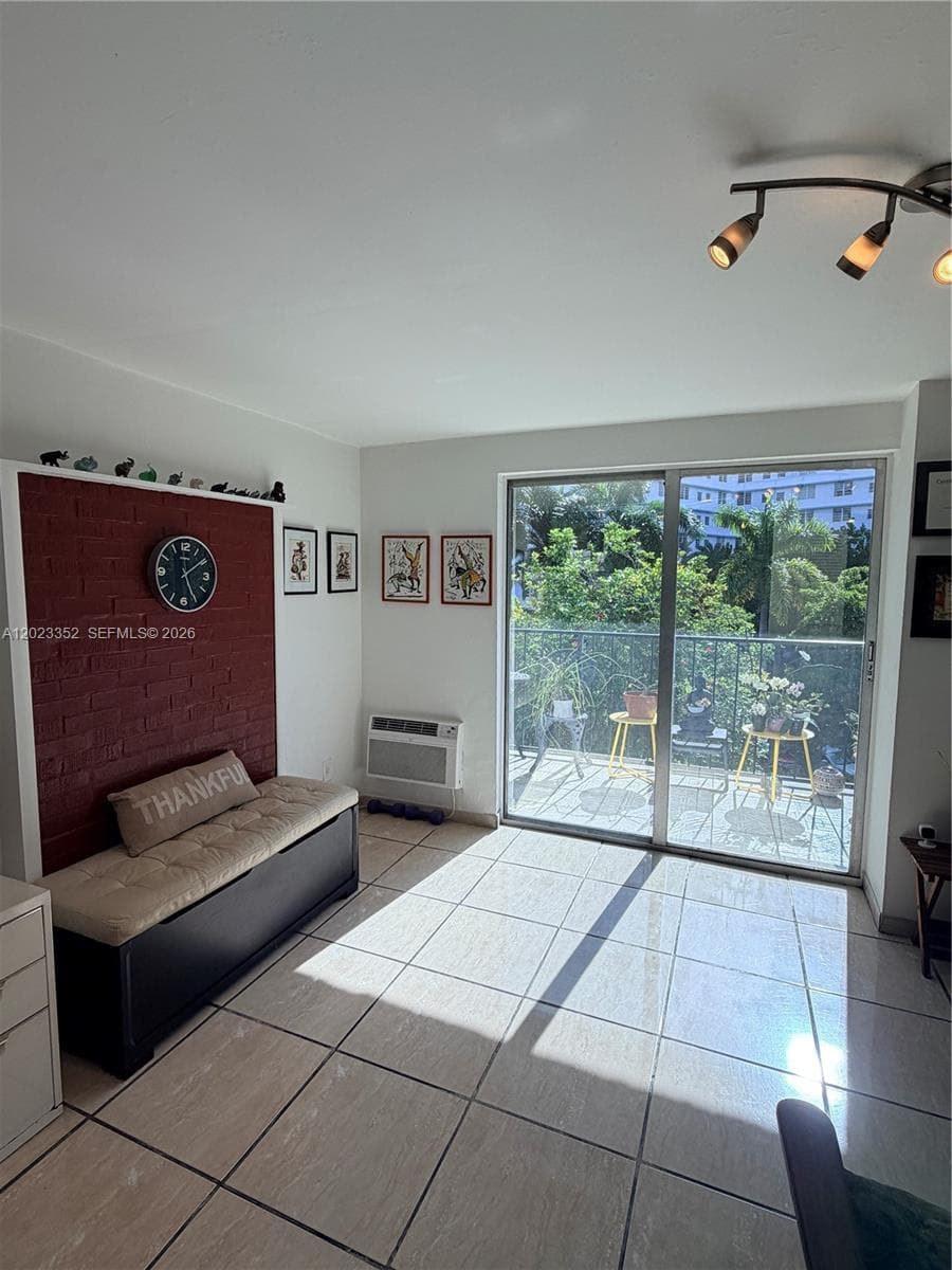 BAYCOURT TOWERS CONDO · #4G in Miami Beach - Photo 7