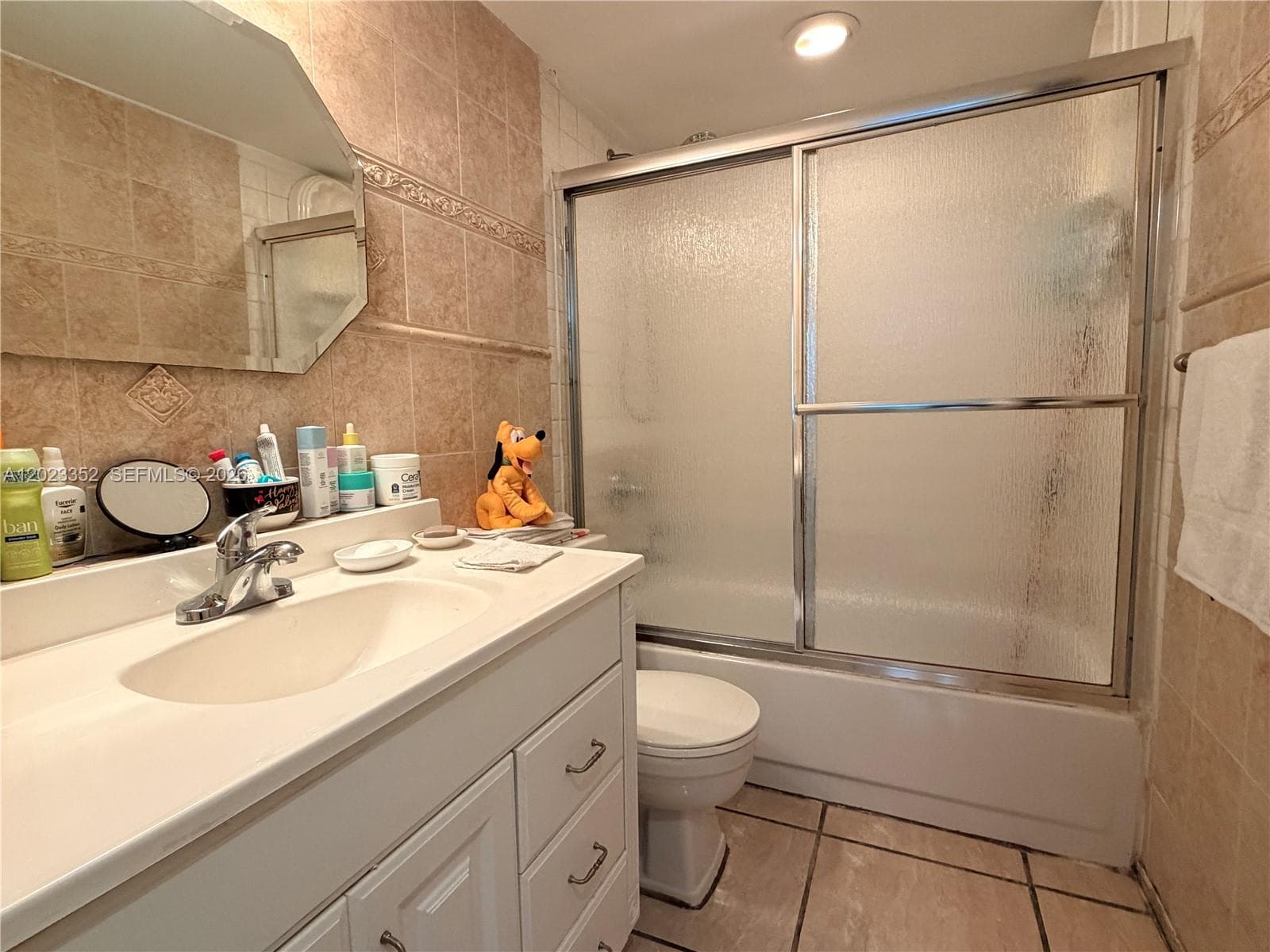BAYCOURT TOWERS CONDO · #4G in Miami Beach - Photo 11