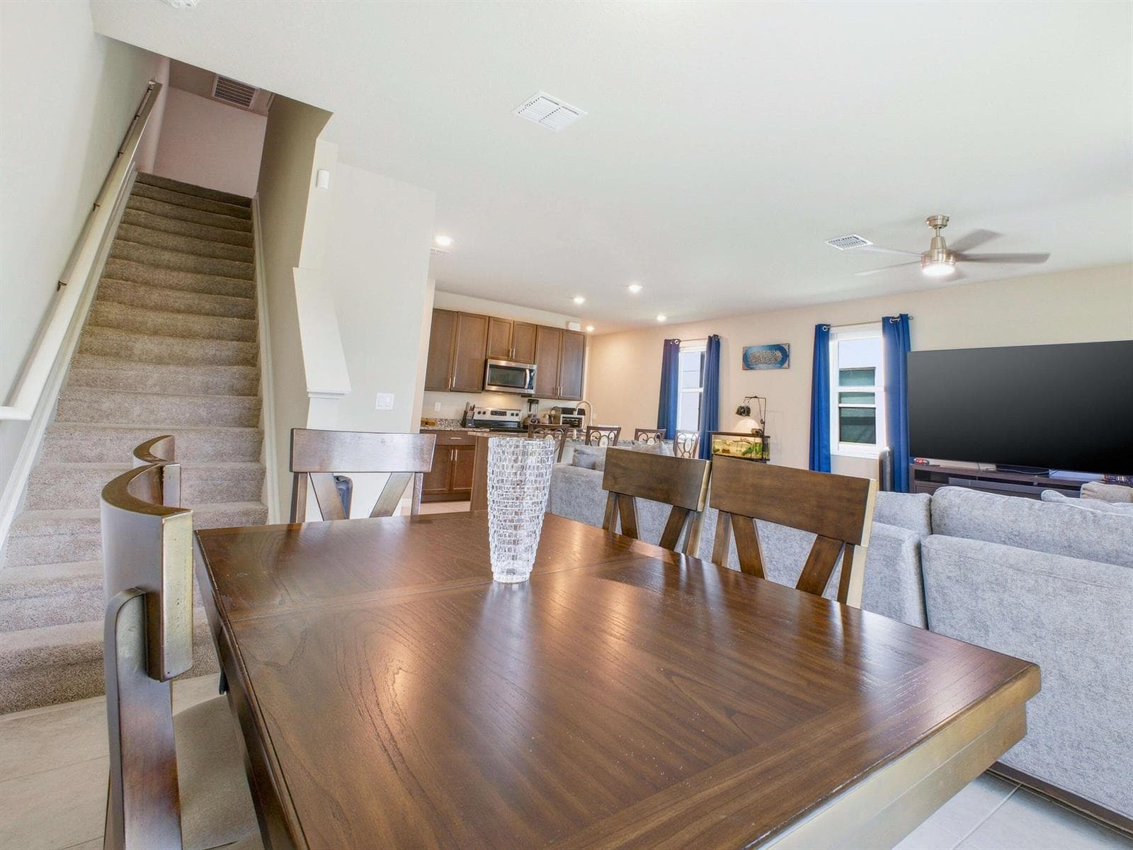 Dining to Living kitchen