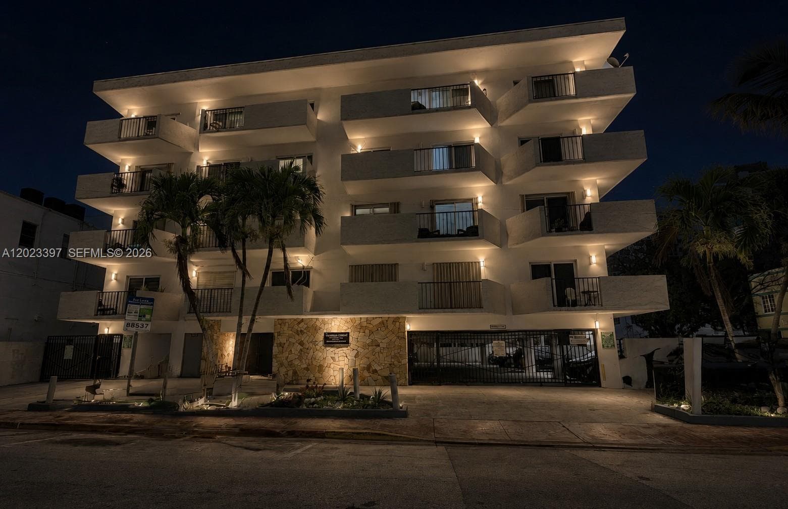 HARDING VILLAS · #401 in Miami Beach - Photo 15