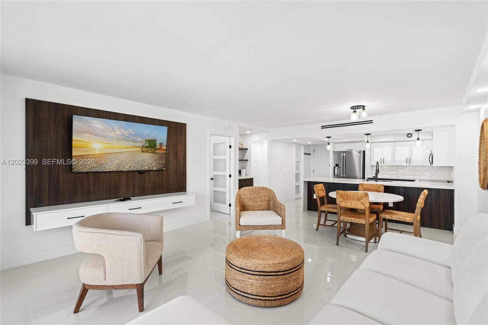 ARLEN BEACH CONDO · #503 in Miami Beach - Photo 6