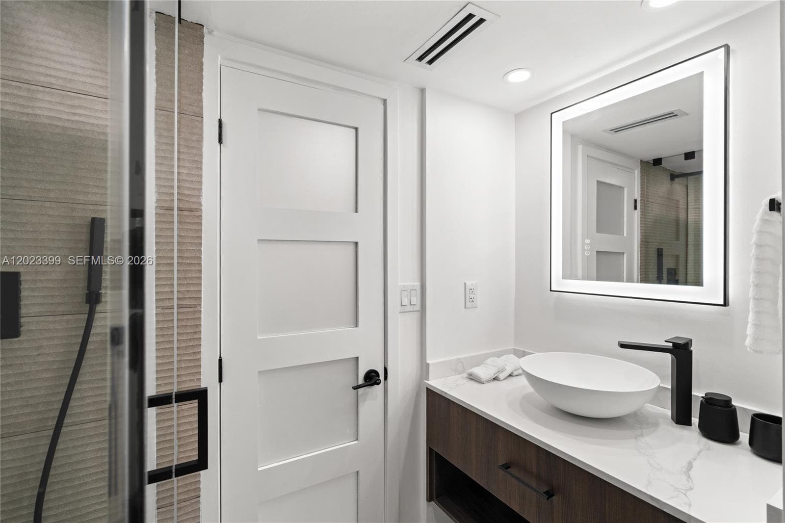 ARLEN BEACH CONDO · #503 in Miami Beach - Photo 24