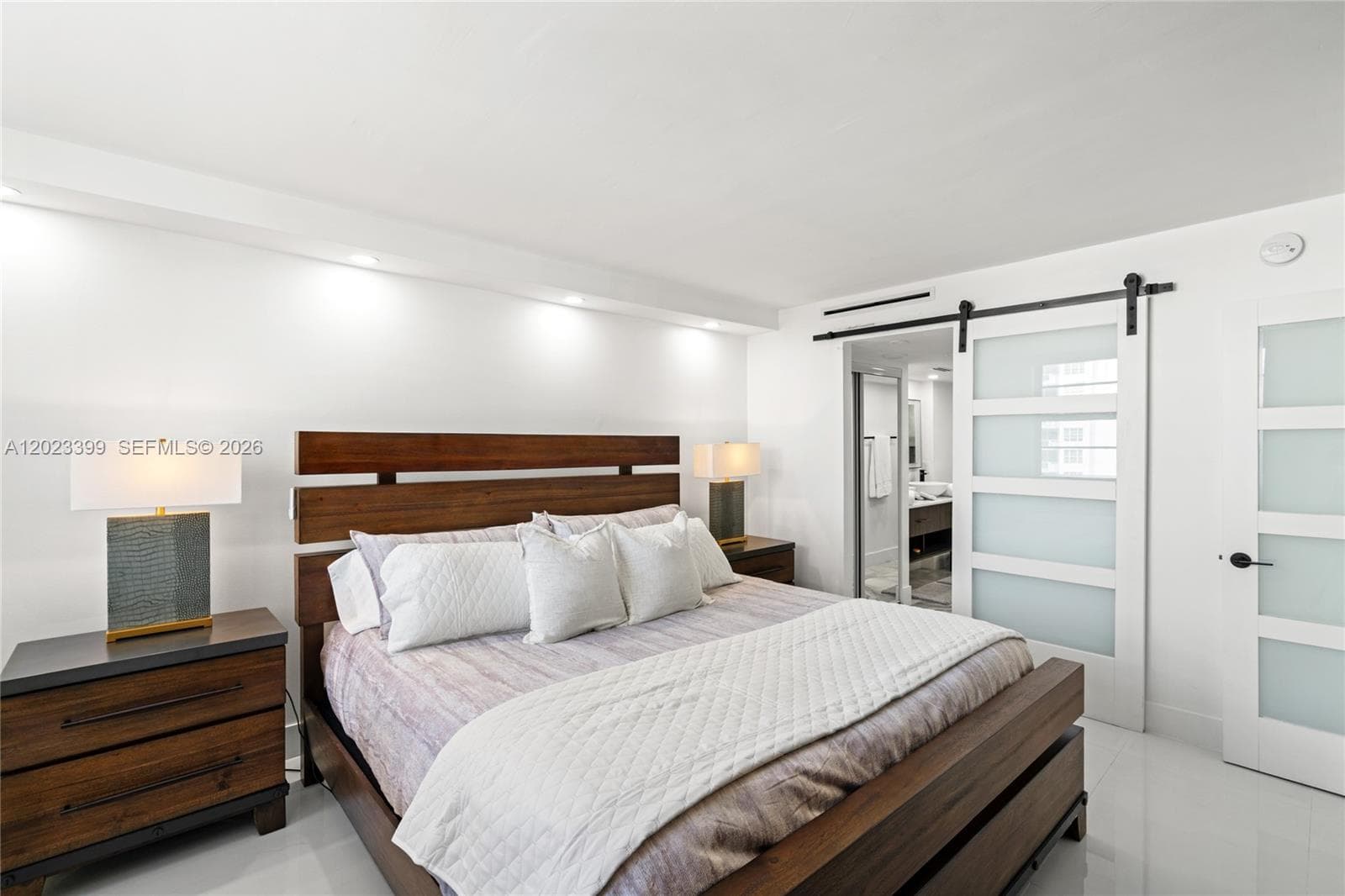 ARLEN BEACH CONDO · #503 in Miami Beach - Photo 30