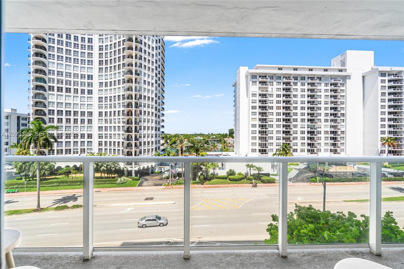 ARLEN BEACH CONDO · #503 in Miami Beach - Photo 38