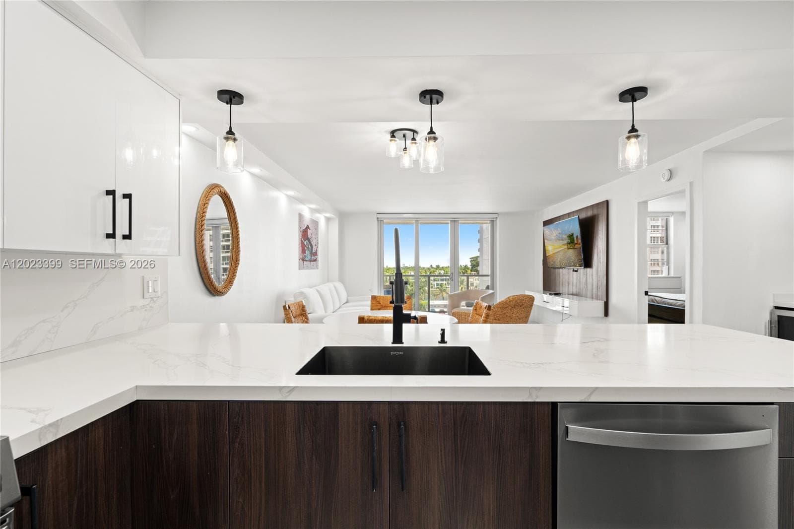 ARLEN BEACH CONDO · #503 in Miami Beach - Photo 14