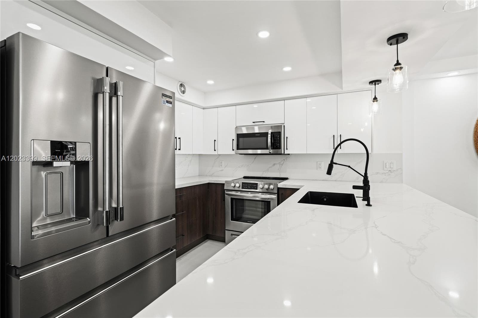 ARLEN BEACH CONDO · #503 in Miami Beach - Photo 19