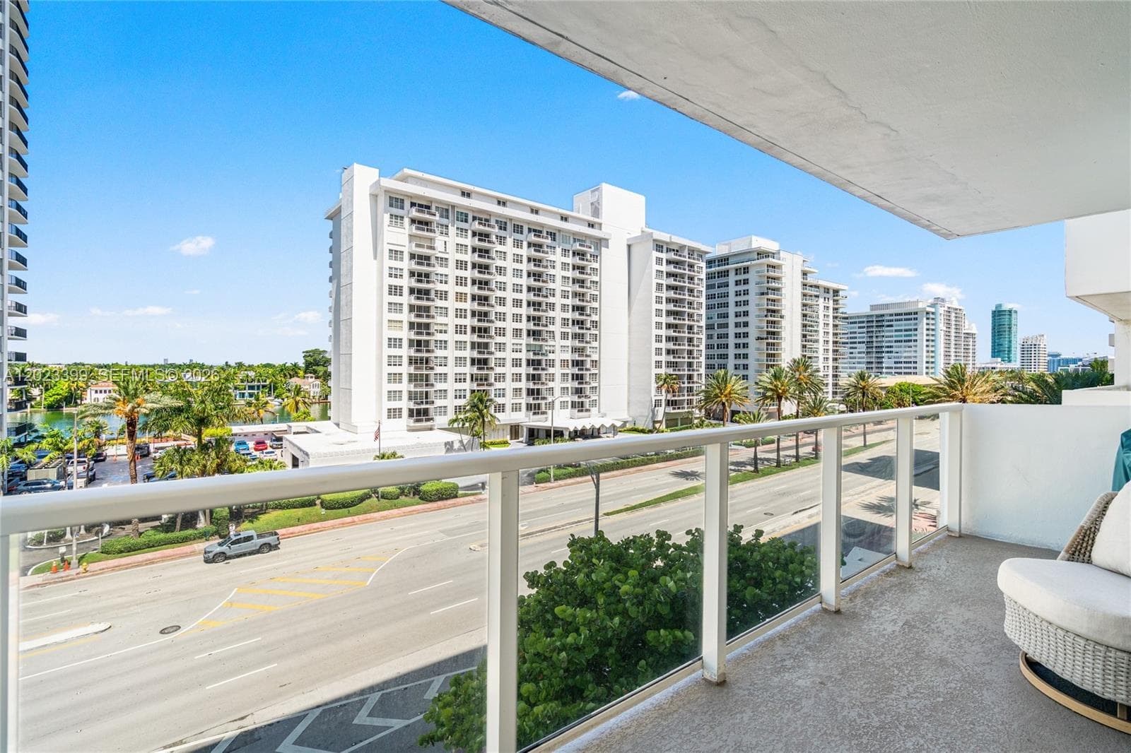 ARLEN BEACH CONDO · #503 in Miami Beach - Photo 40