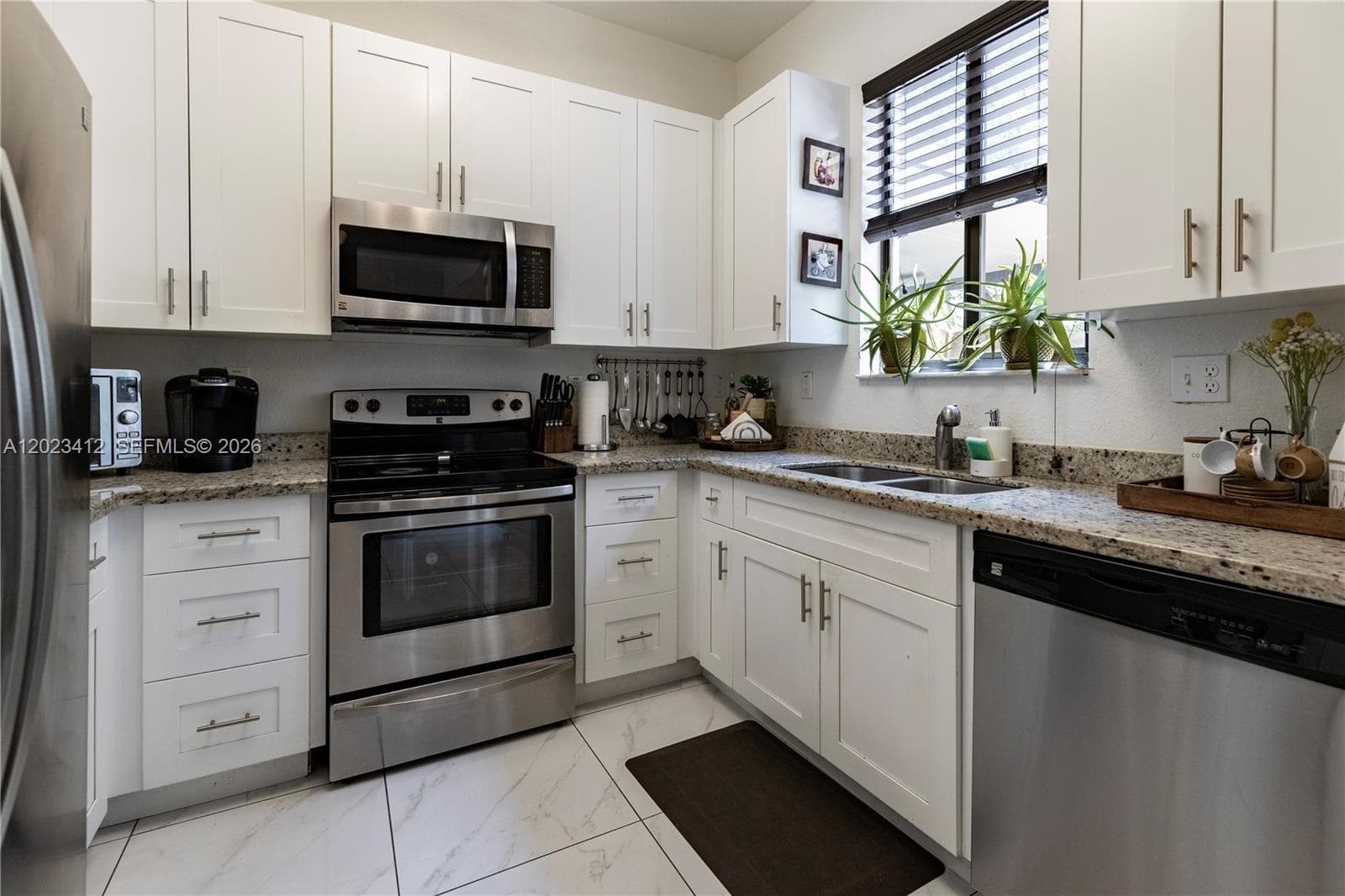 12704 SW 131st Ter photo 5