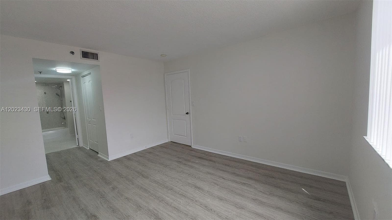 CAPOMAR CONDO · #408 in Miami Beach - Photo 5