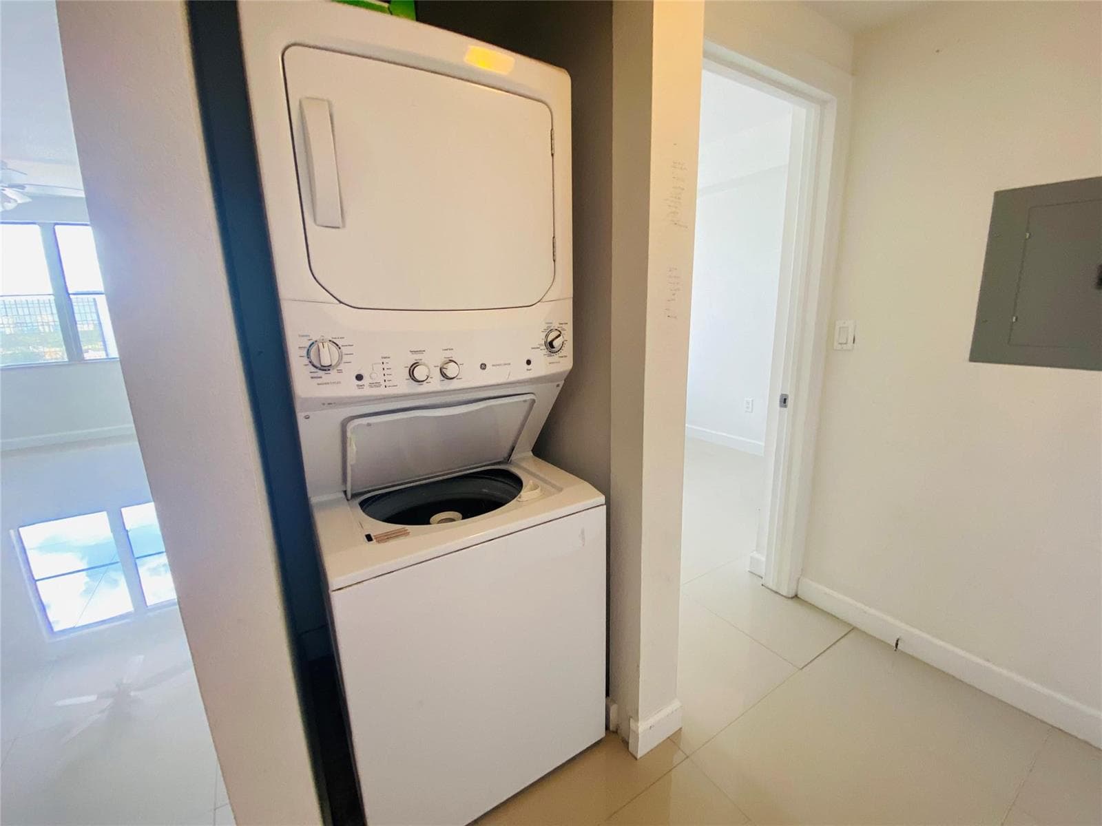 In unit Washer and Dryer