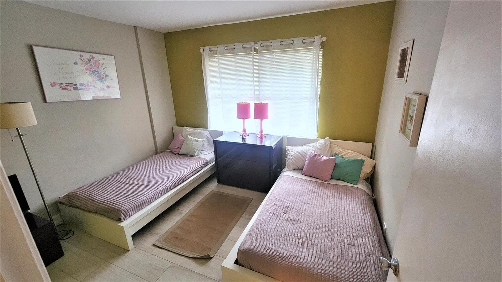 2nd Bedroom