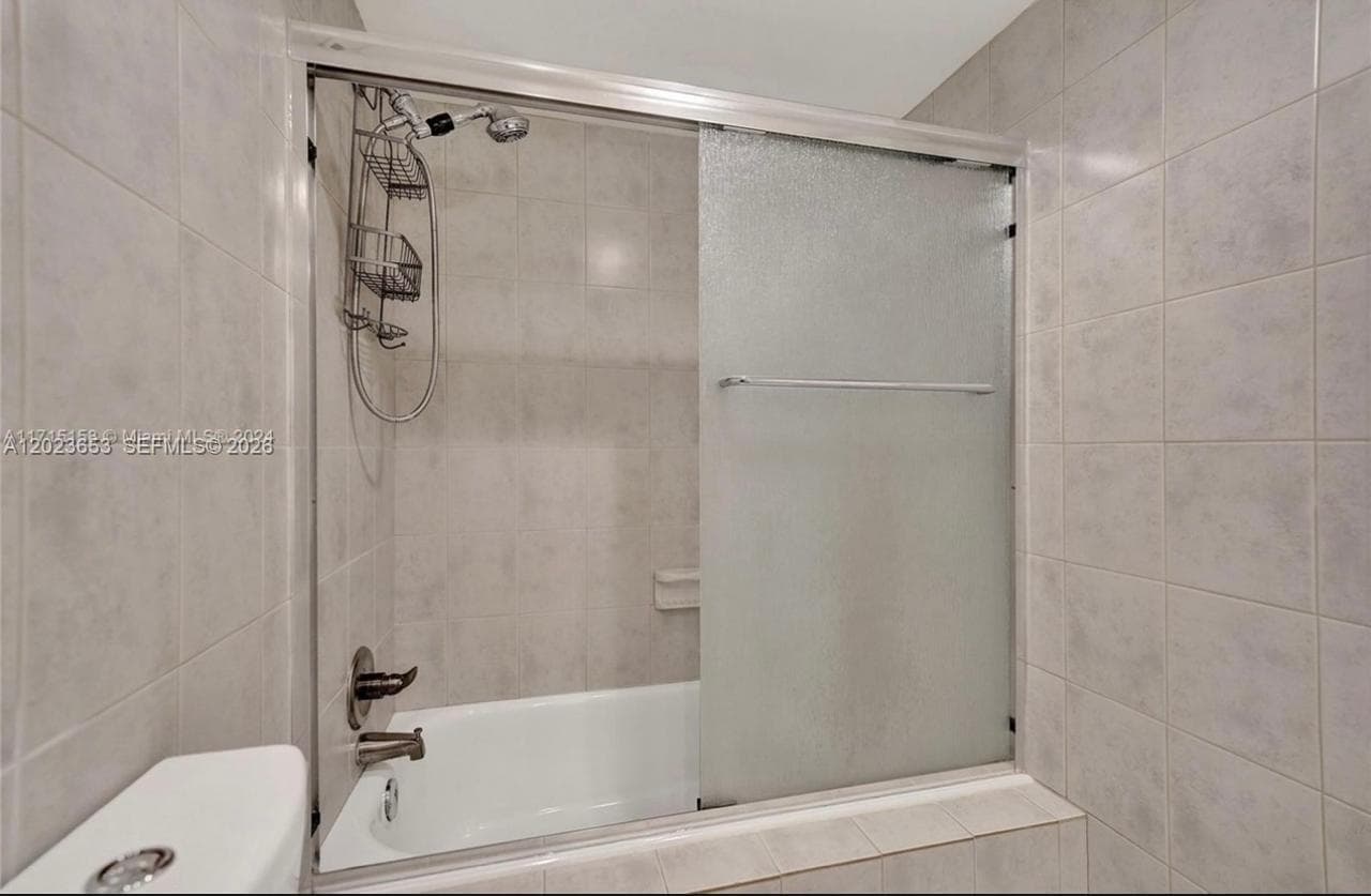 DESOTO PARK CONDO · #205 in Hallandale Beach - Photo 14