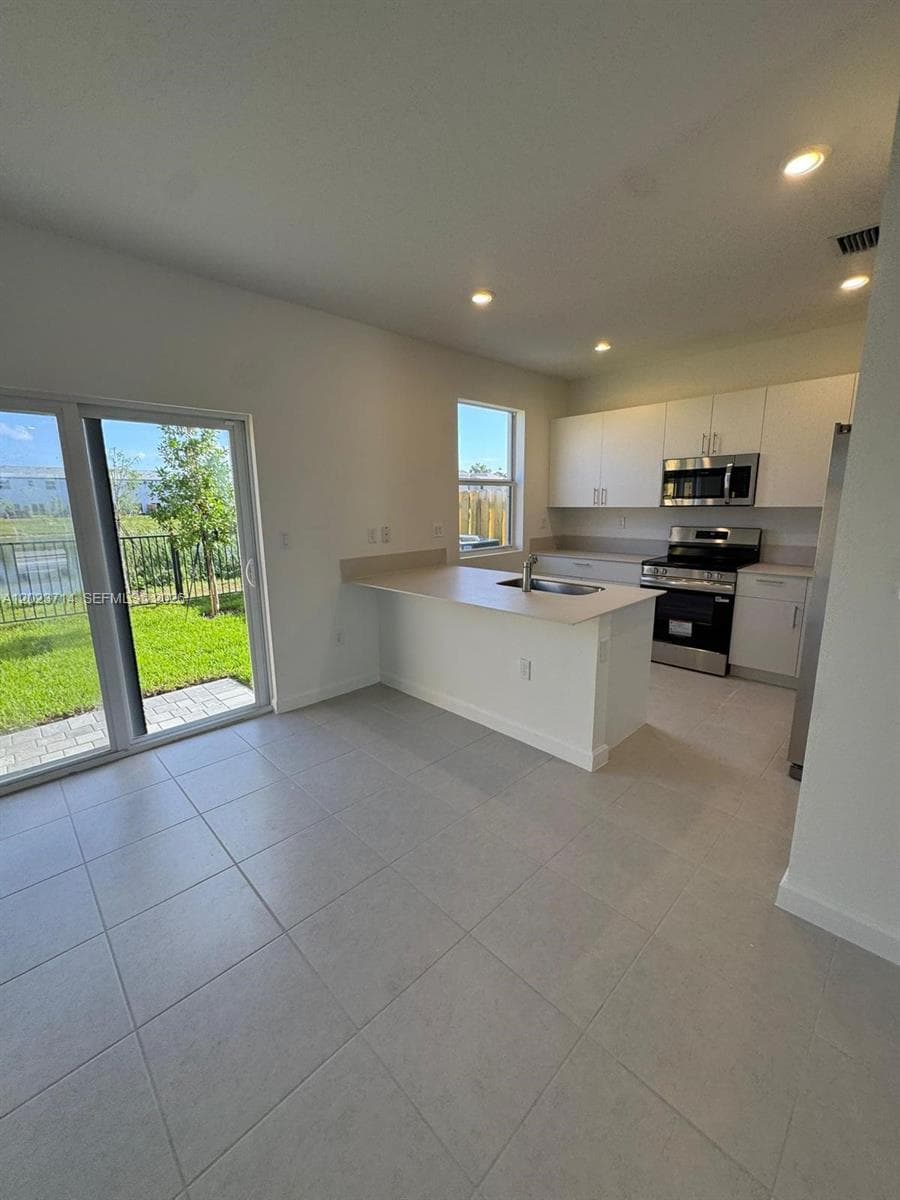 17851 SW 359th Ter #17851 photo 3