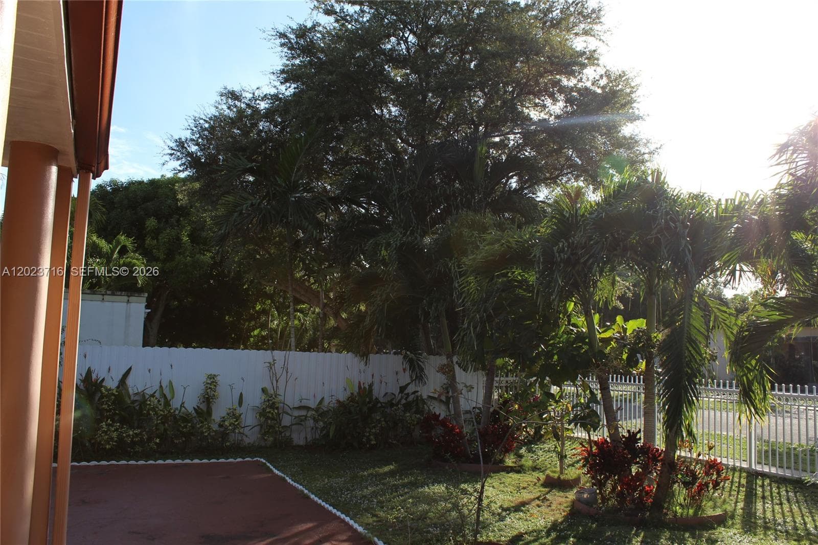 13875 NE 16th Ct photo 7