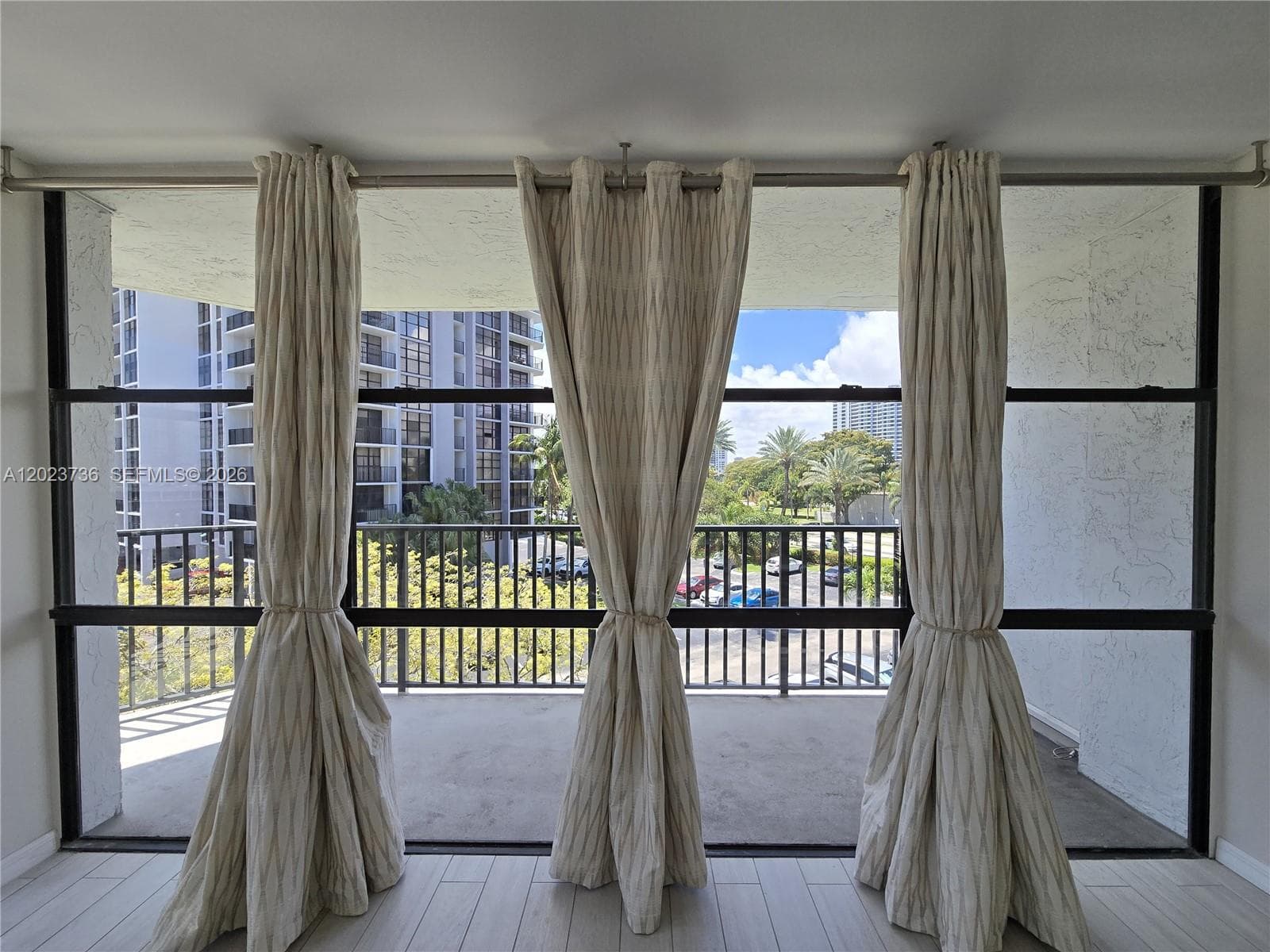 Oceanview Park Condominiu · #430 in Hallandale Beach - Photo 9