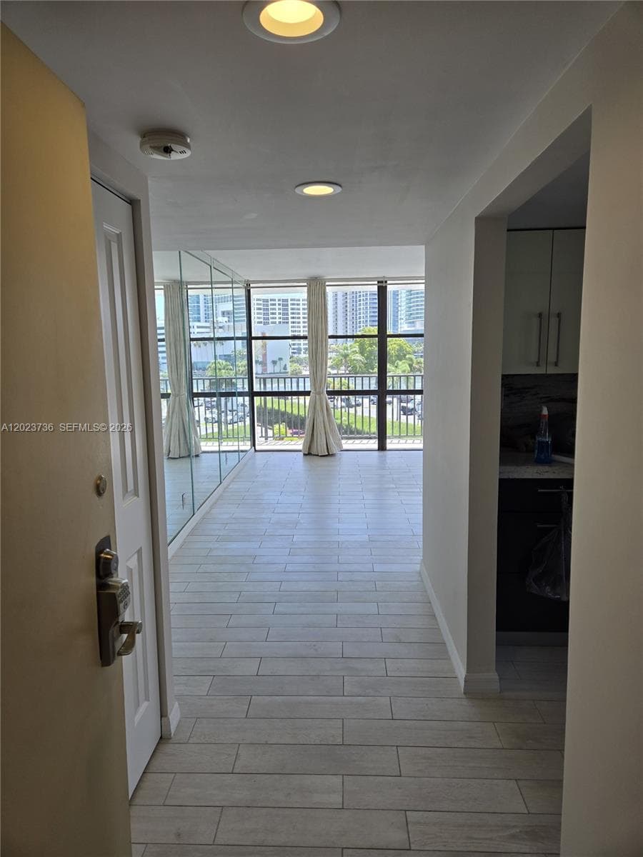 Oceanview Park Condominiu · #430 in Hallandale Beach - Photo 18
