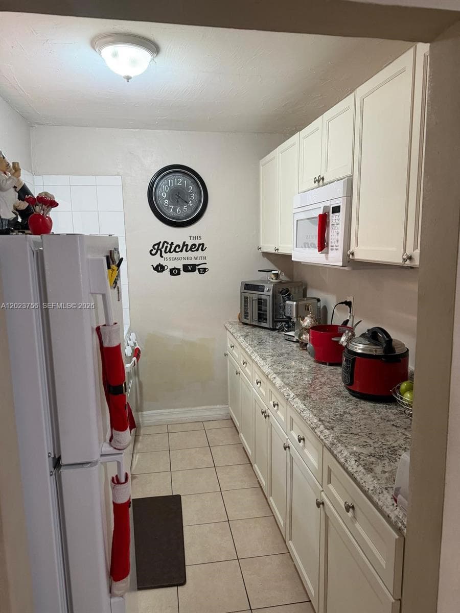 BELLA LUNA · #118 in Hialeah - Photo 6