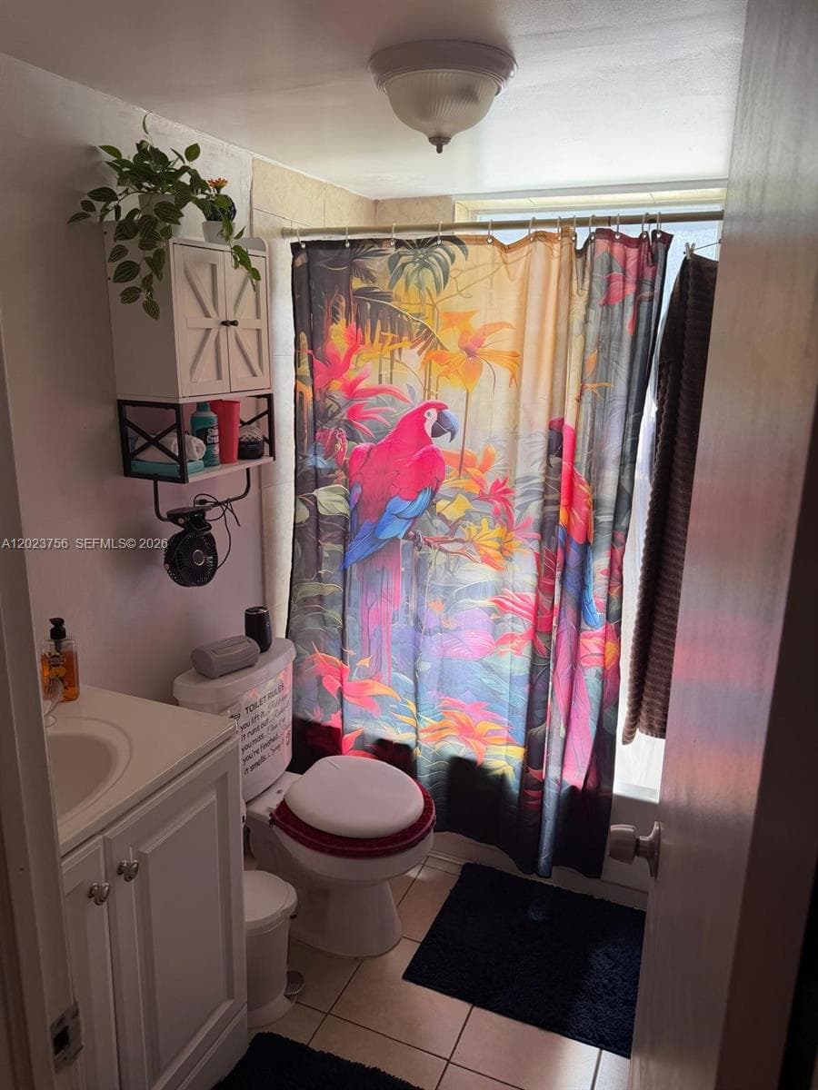 BELLA LUNA · #118 in Hialeah - Photo 17