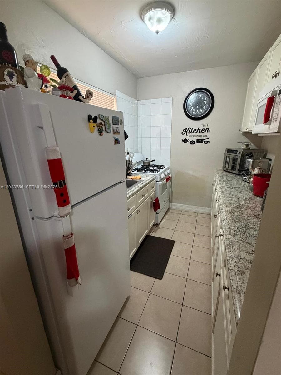 BELLA LUNA · #118 in Hialeah - Photo 5