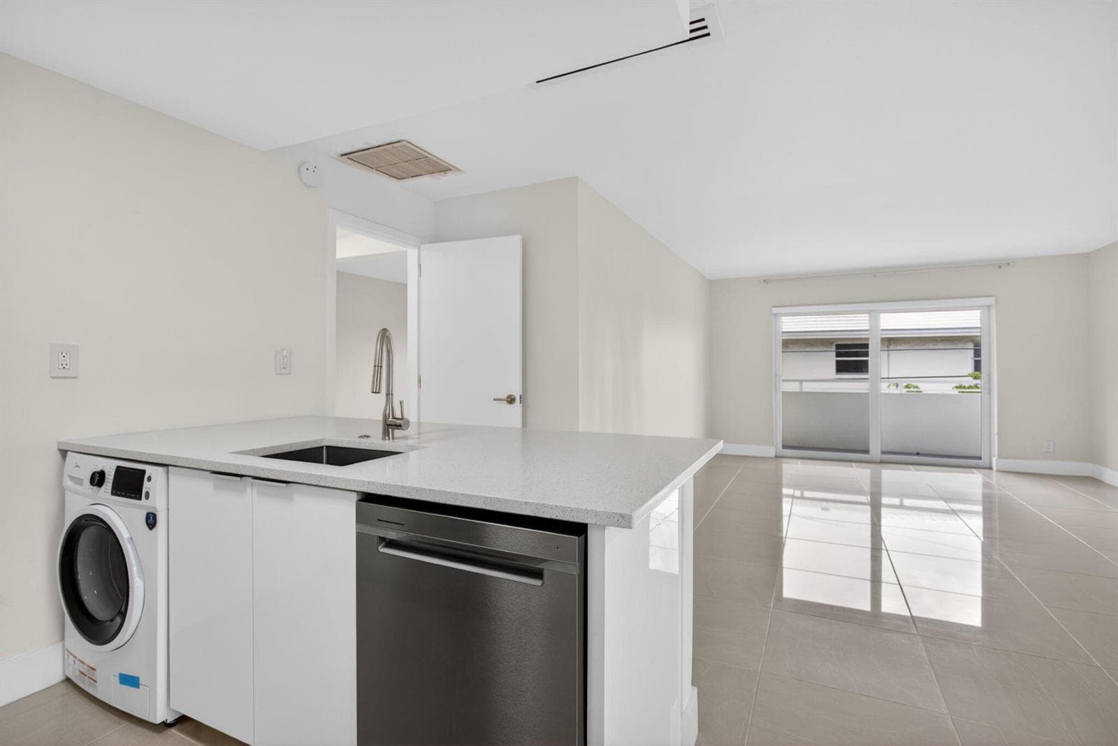 8-web-or-mls-3212-4055