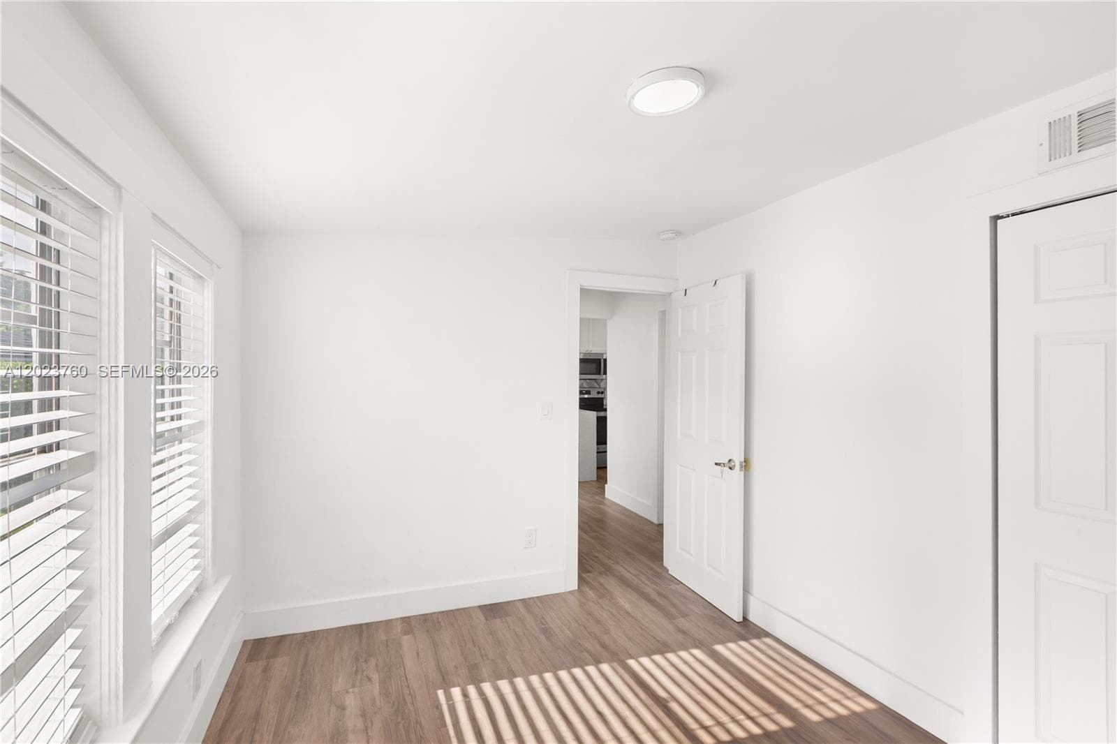 900 Tangier St photo 26