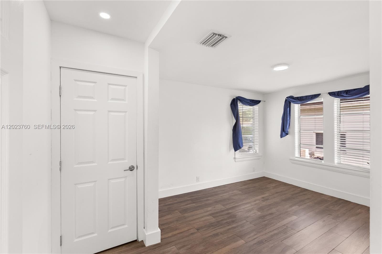 900 Tangier St photo 30