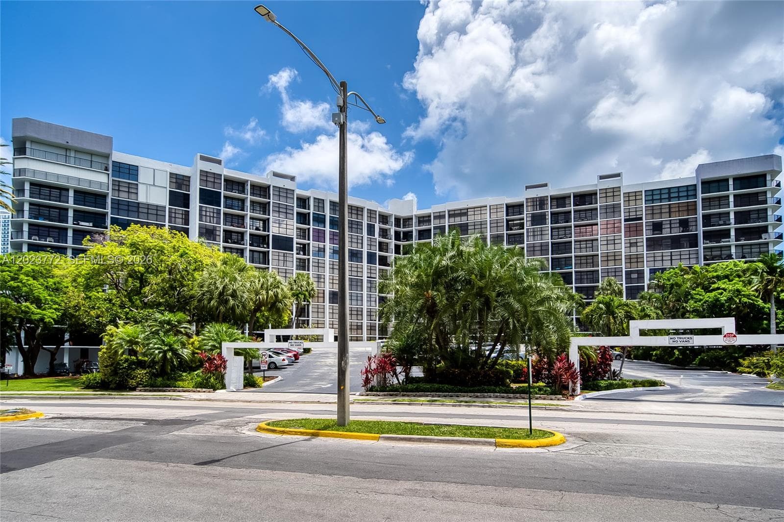 TOWERS OF OCEANVIEW SOUTH · #505 in Hallandale Beach - Photo 2
