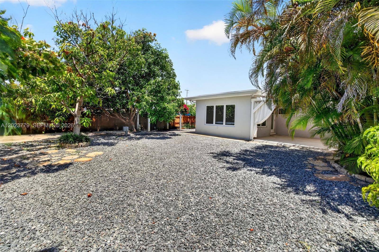 709 NW 9th Ct photo 44