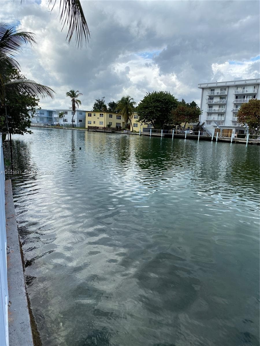 RIVE MARSEILLES CONDO · #103 in Miami Beach - Photo 1