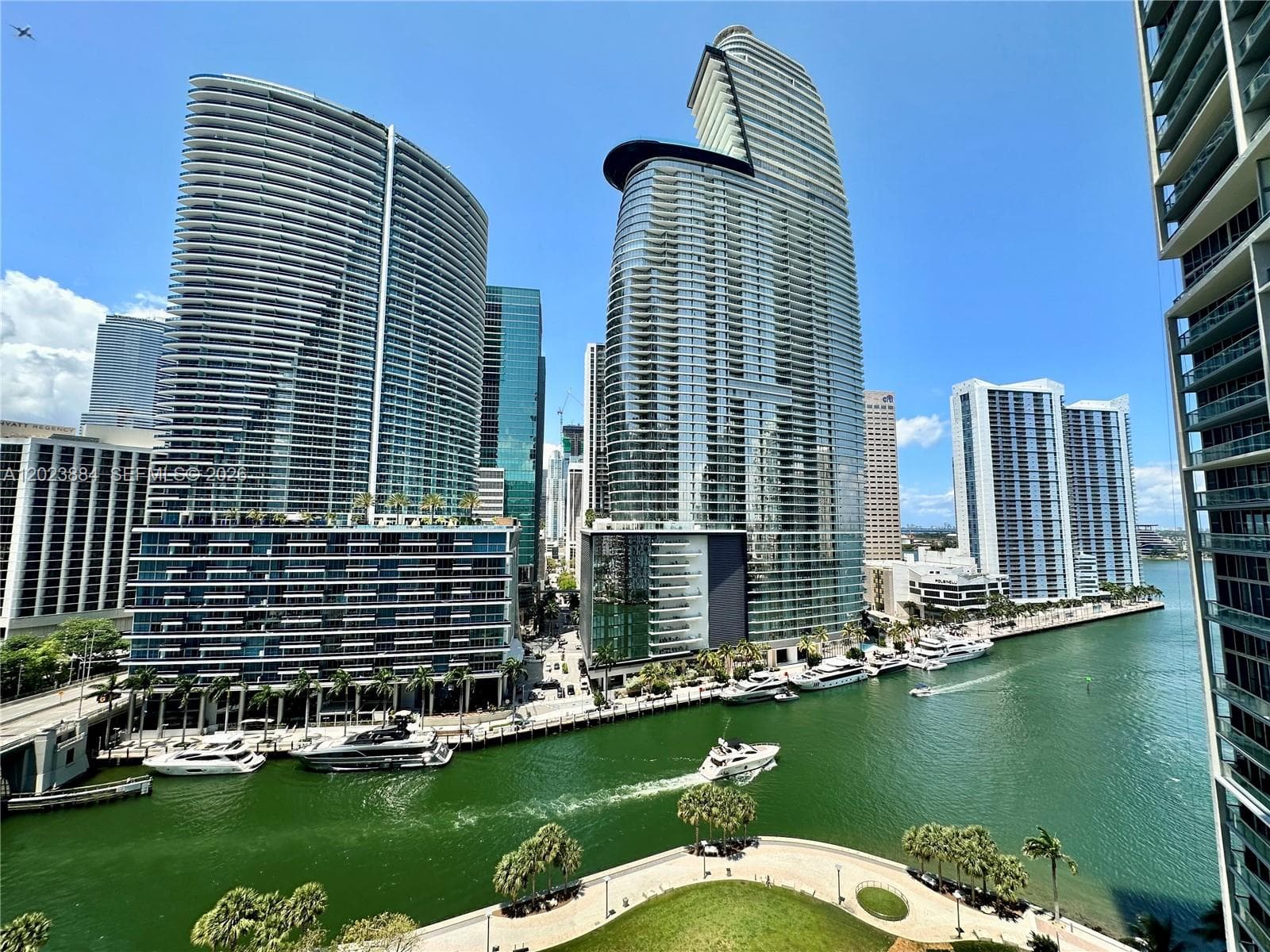 Icon Brickell I · #1614 in Miami - Photo 2