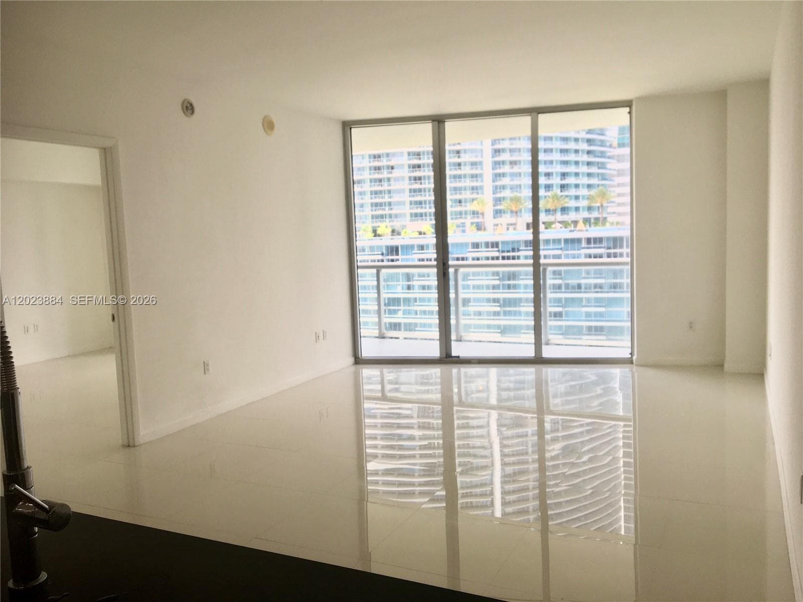 Icon Brickell I · #1614 in Miami - Photo 7